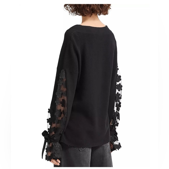 French Connection Caballo
Floral-Lace Sleeve Sweater NWT XS - Picture 2 of 7